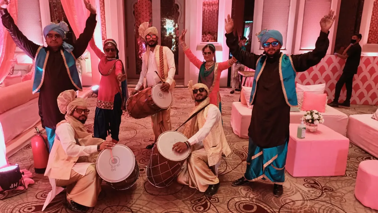 Dhol Service